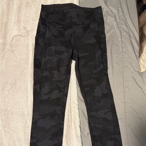 Lululemon Black Camouflage Leggings
